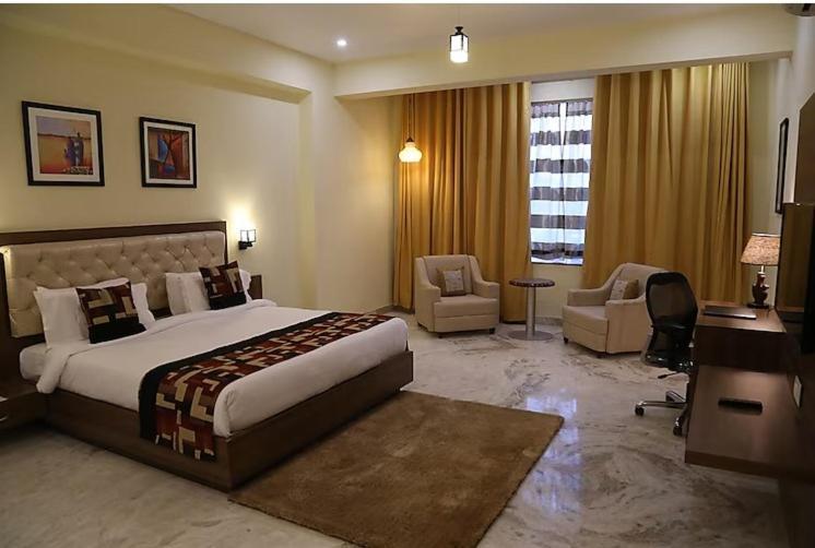 Regenta Central Mewargarh, Near Biological Park Udaipur Exterior photo
